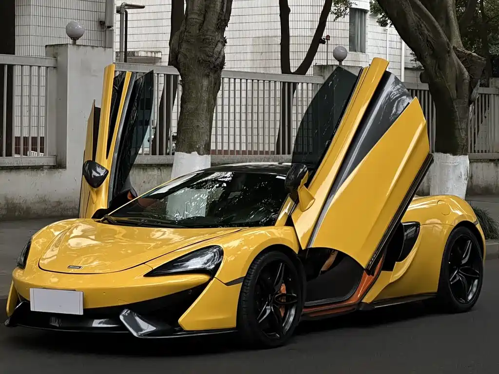 McLaren 570 2016