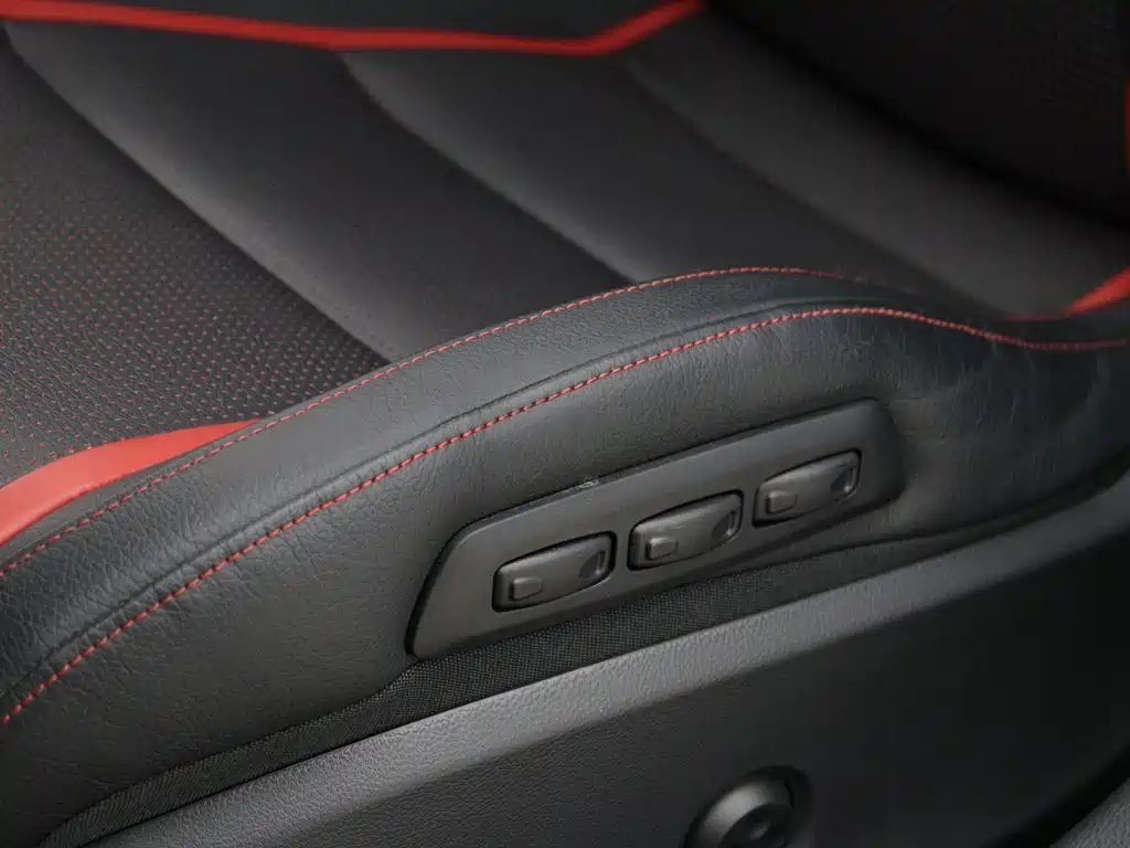 Mercedes-Benz GLA AMG — миниатюра 4