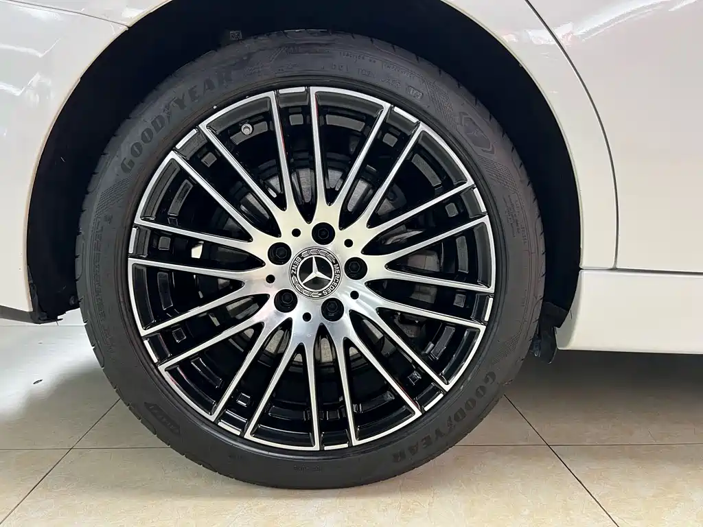 Mercedes-Benz C-Class — миниатюра 25
