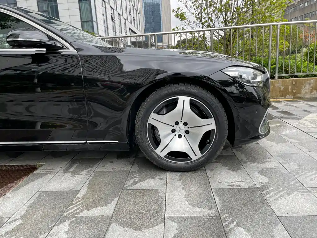 Mercedes-Benz S-Class — миниатюра 24