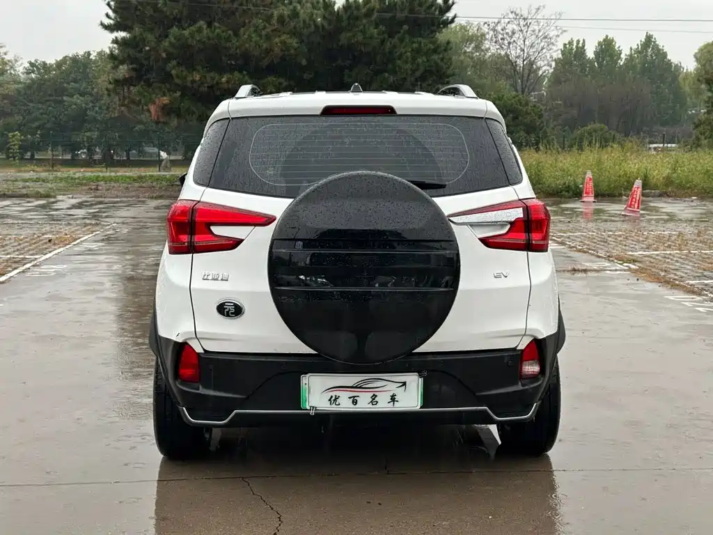 BYD Yuan EV — миниатюра 5