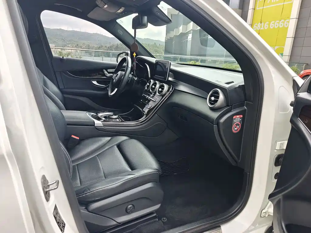Mercedes-Benz GLC — миниатюра 11