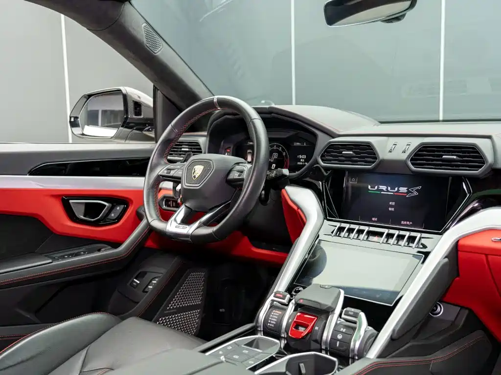 Lamborghini Urus — фотографии объявления, Фото 17