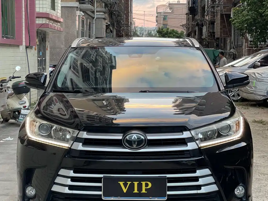 Toyota Highlander — миниатюра 2