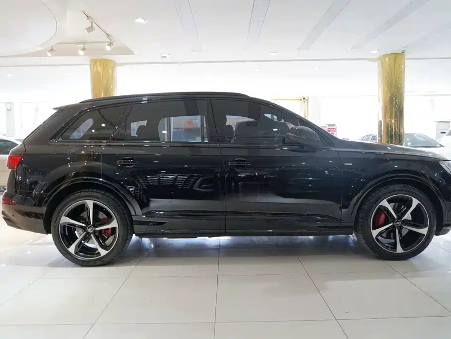 Audi Q7 — миниатюра 14