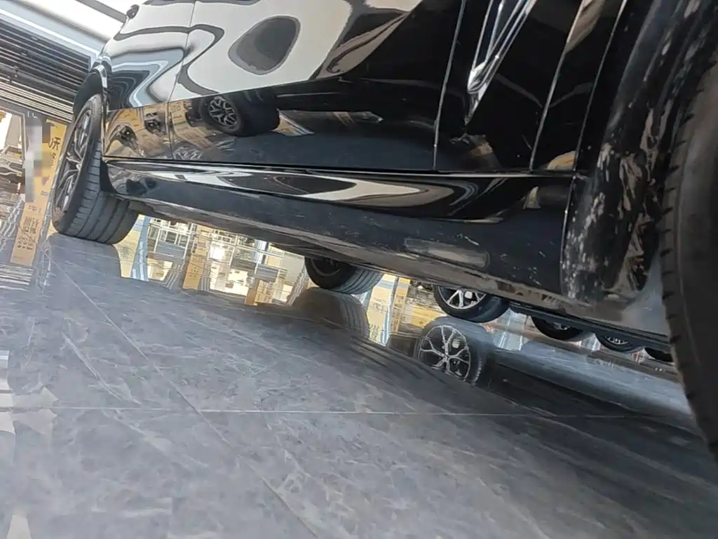 BMW X5 — миниатюра 21