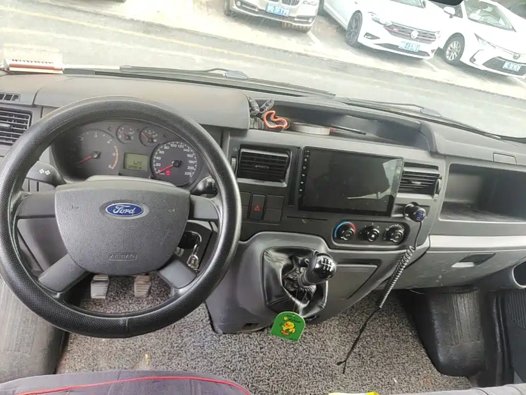 Ford Transit Custom — миниатюра 12