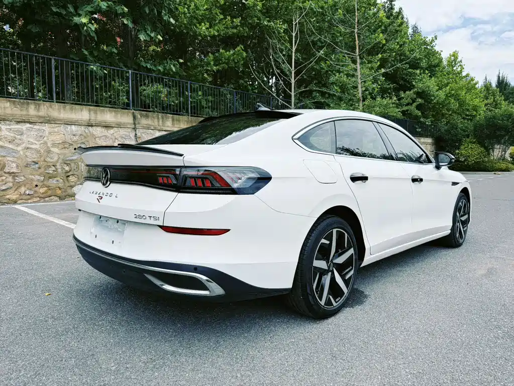 Volkswagen Lamando — миниатюра 4