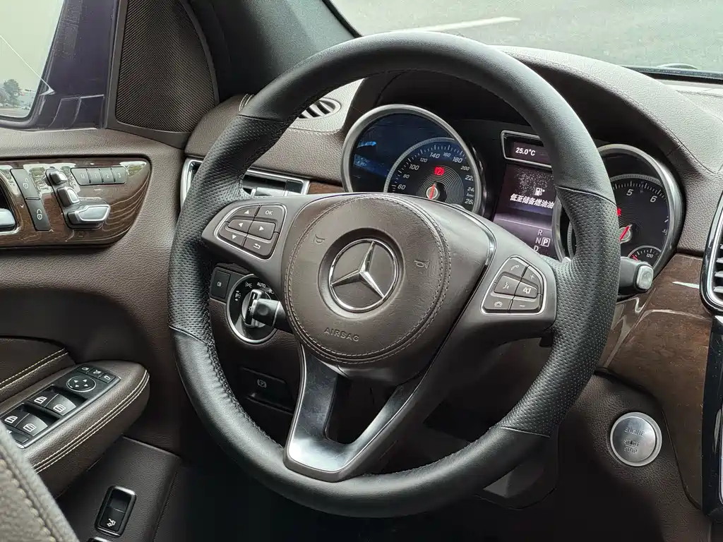 Mercedes-Benz GLS 2018 GLS 400 4MATIC
