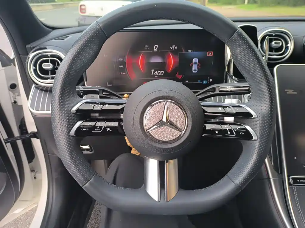 Mercedes-Benz C-Class — миниатюра 11