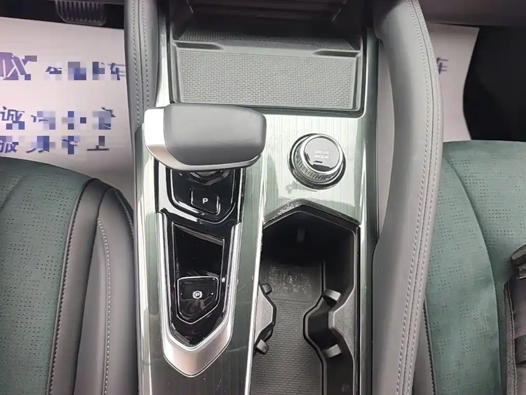 Geely Xingyue L — миниатюра 14