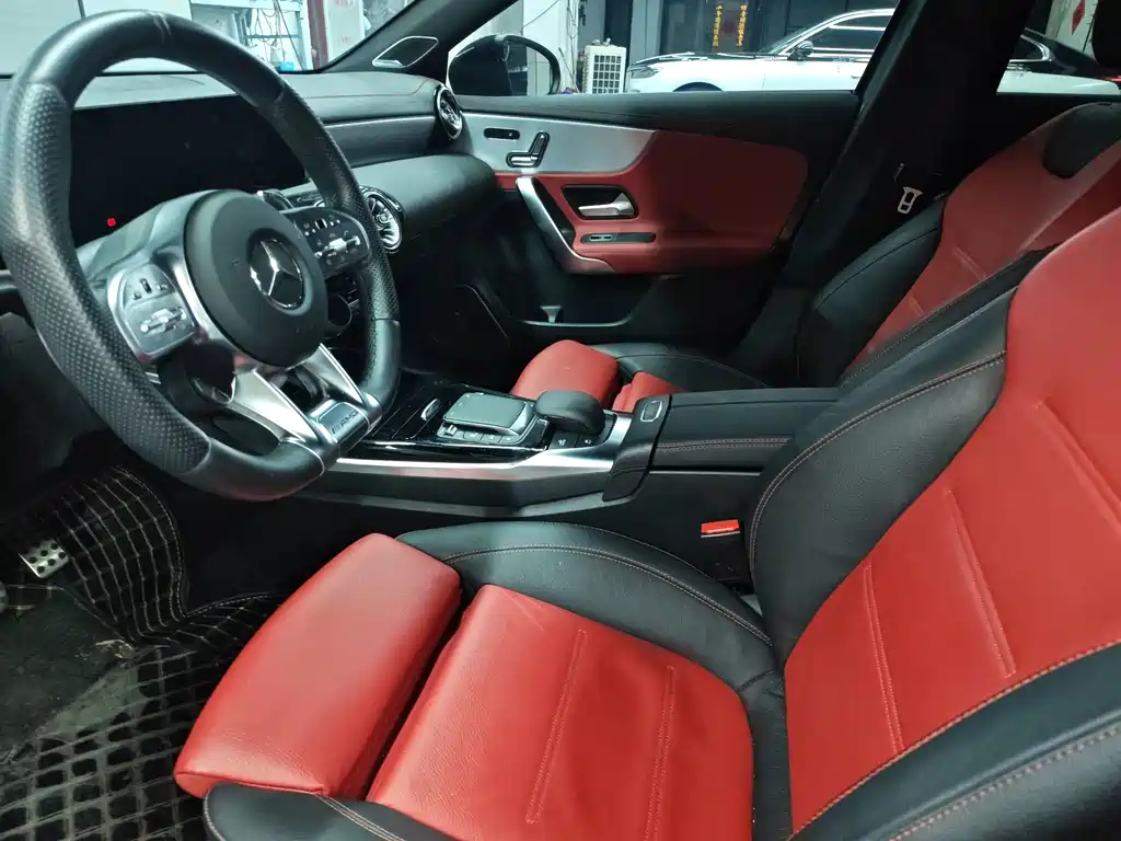 Mercedes-Benz A-Class AMG — миниатюра 7