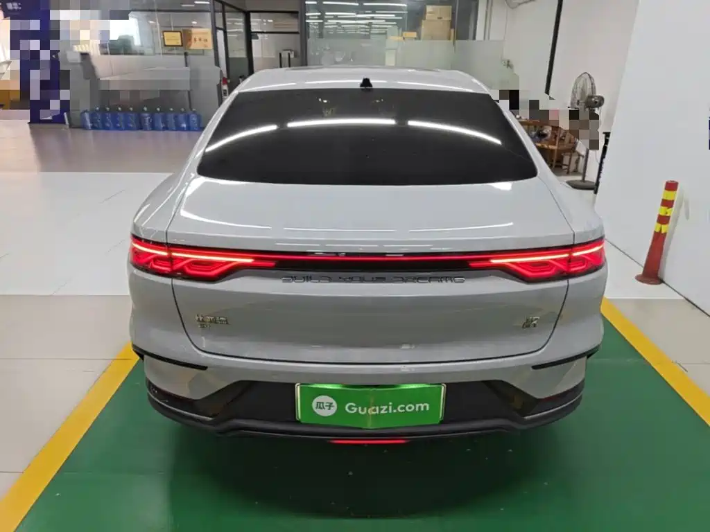BYD Han — миниатюра 6