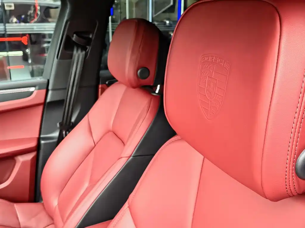 Porsche Macan — миниатюра 5