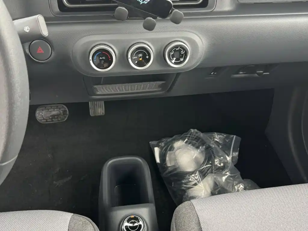 Wuling Zhiguang EV — миниатюра 13
