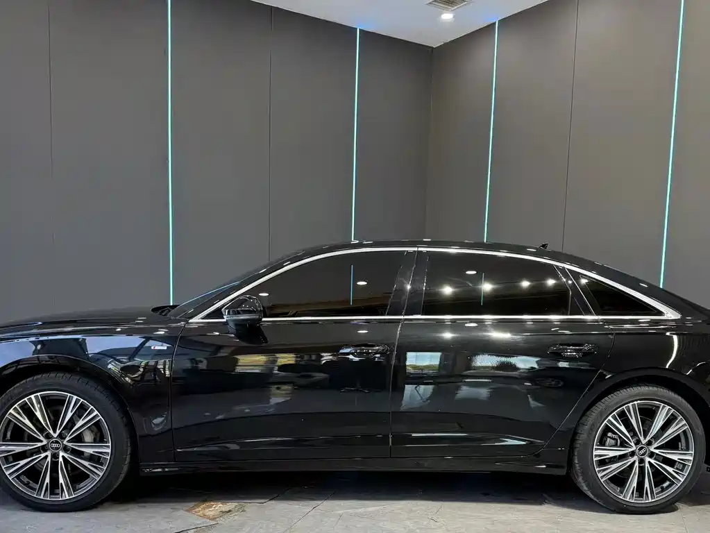 Audi A6L — миниатюра 4