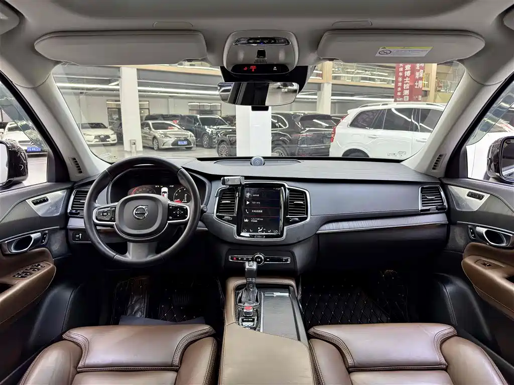 Volvo XC90 — миниатюра 14