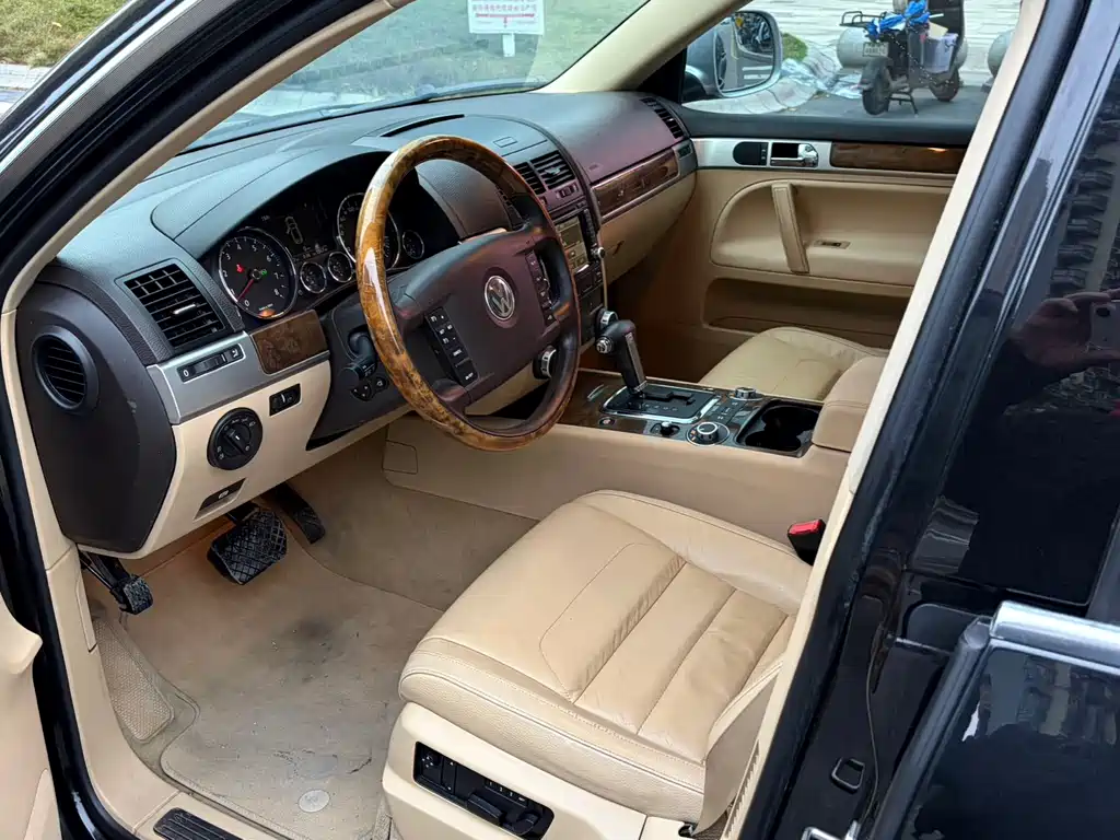 Volkswagen Touareg 2010 3.6 Luxury