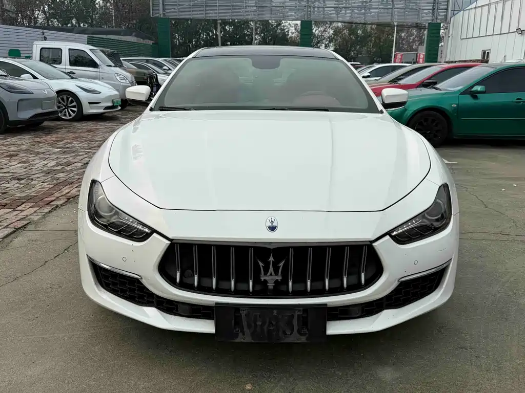 Maserati Ghibli — миниатюра 2