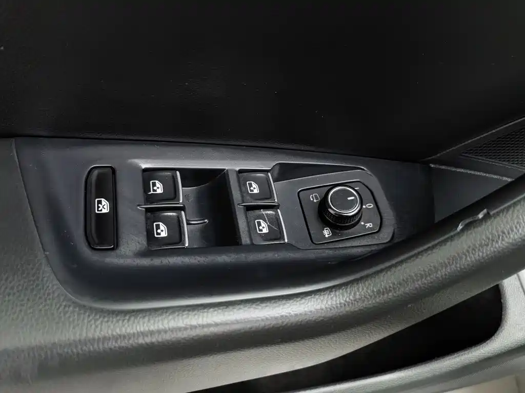 Volkswagen Magotan — миниатюра 9