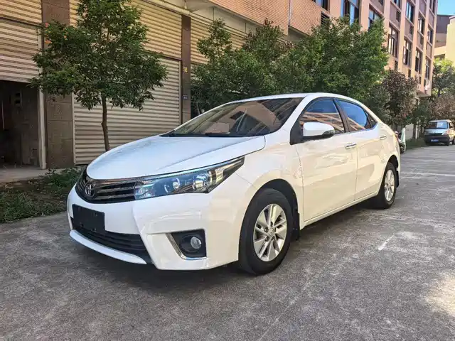 TOYOTA COROLLA 2017