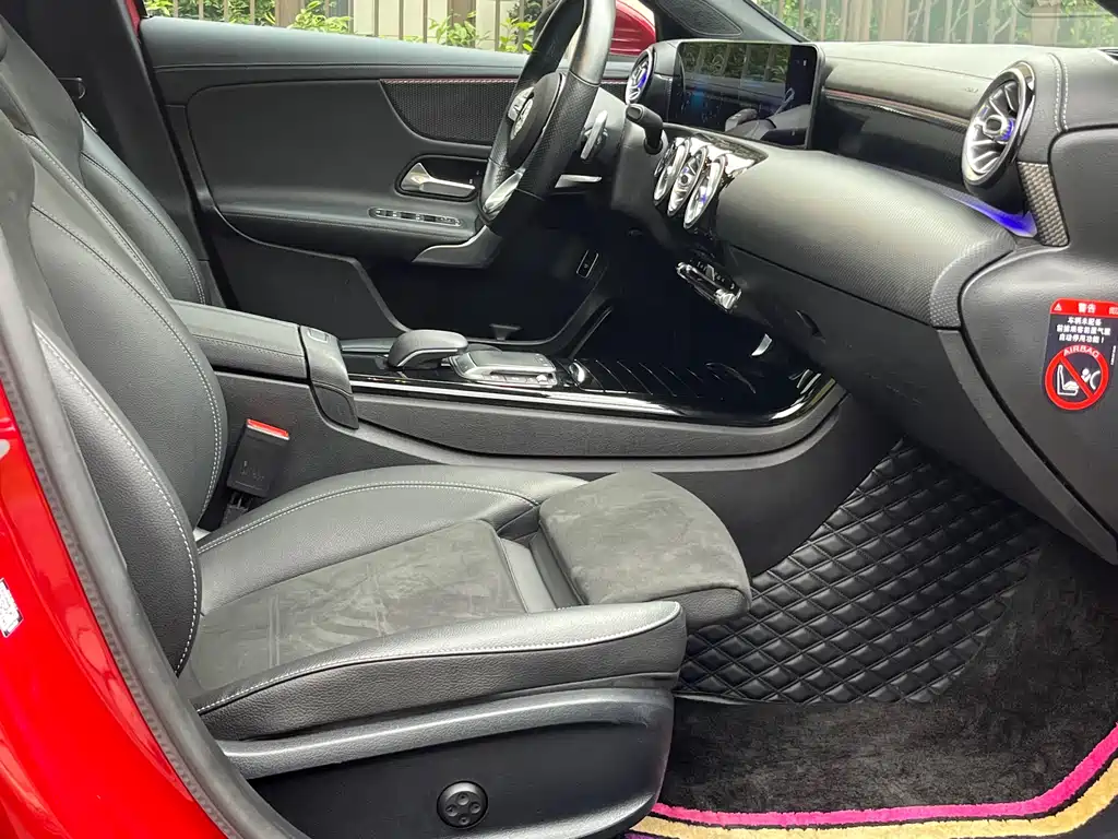 Mercedes-Benz A-Class Facelift A 200 L Sport Sedan Fashion Type, фото 23