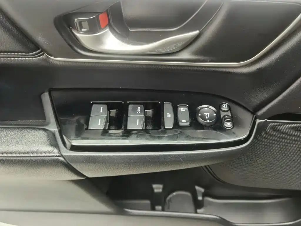 Honda CR-V — миниатюра 9