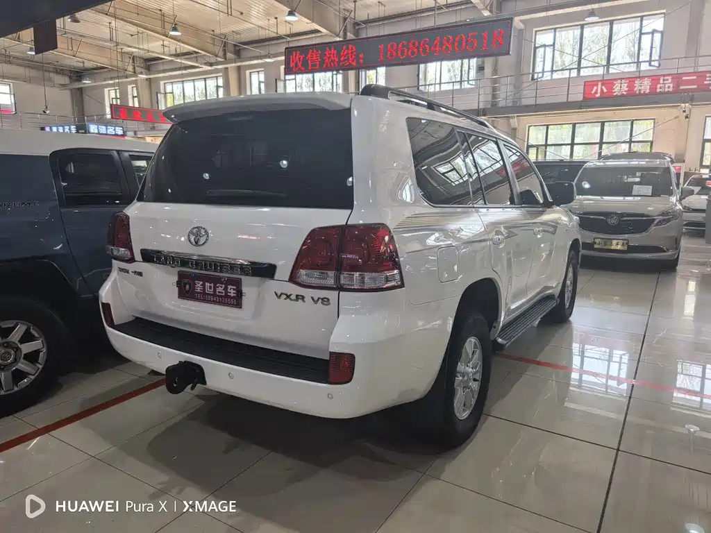 Toyota Land Cruiser — миниатюра 9