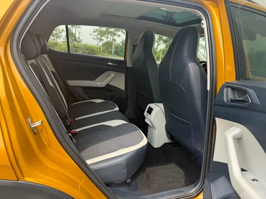 Volkswagen T-Cross 1.5L Auto Comfort Edition, фото 12
