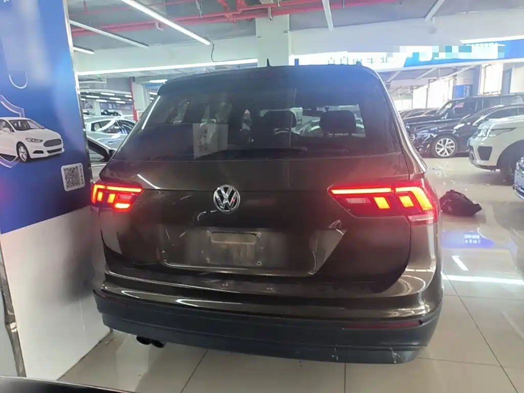 Volkswagen Tiguan L L 2017 330TSI AT