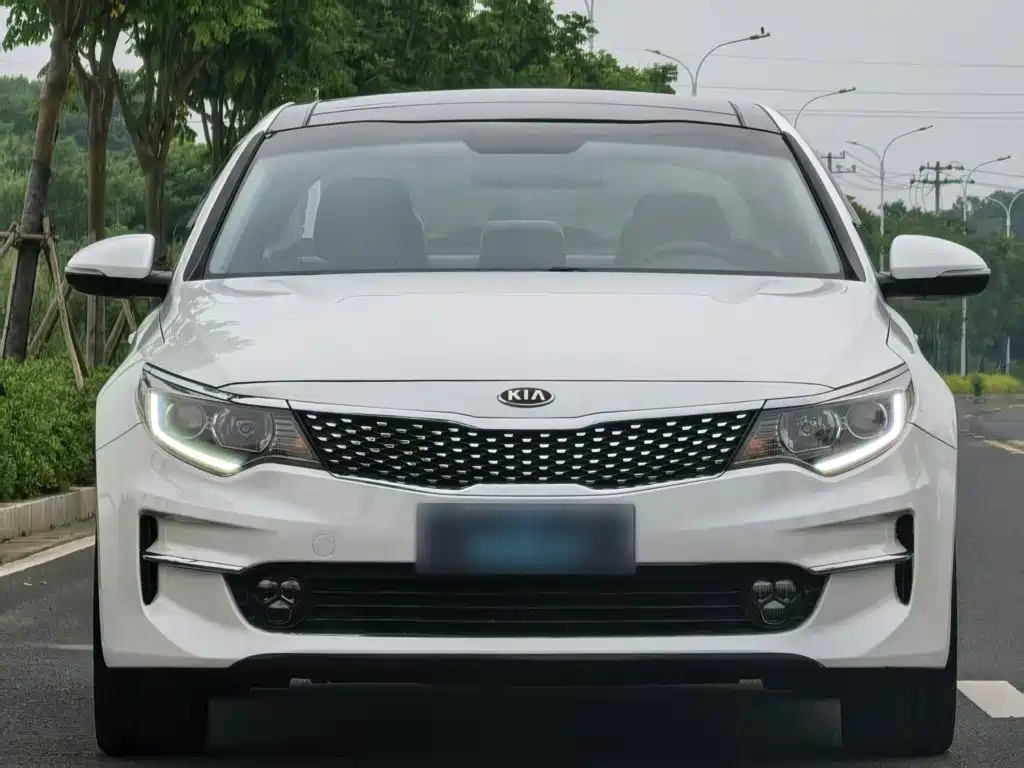Kia K5 — миниатюра 5