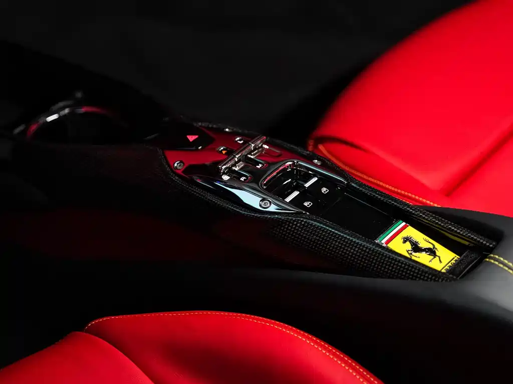 Ferrari 296 — миниатюра 13