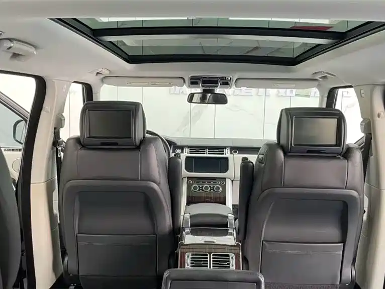 Land Rover Range Rover — миниатюра 13