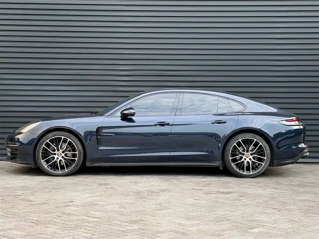 Porsche Panamera — миниатюра 5