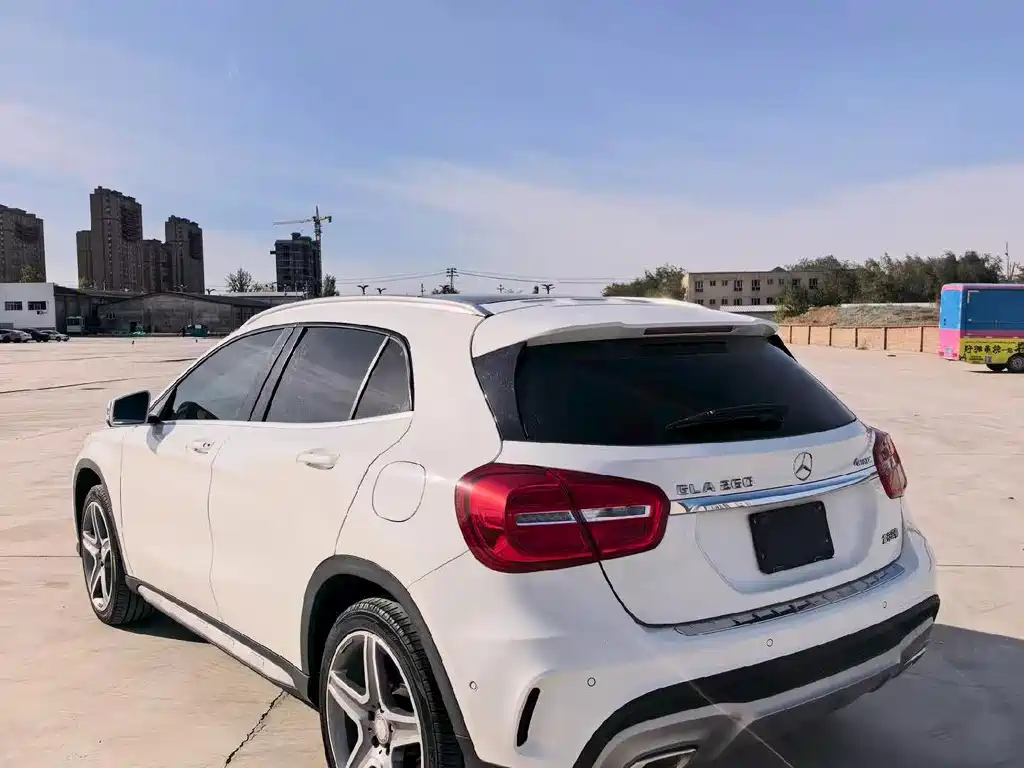 Mercedes-Benz GLA — миниатюра 7
