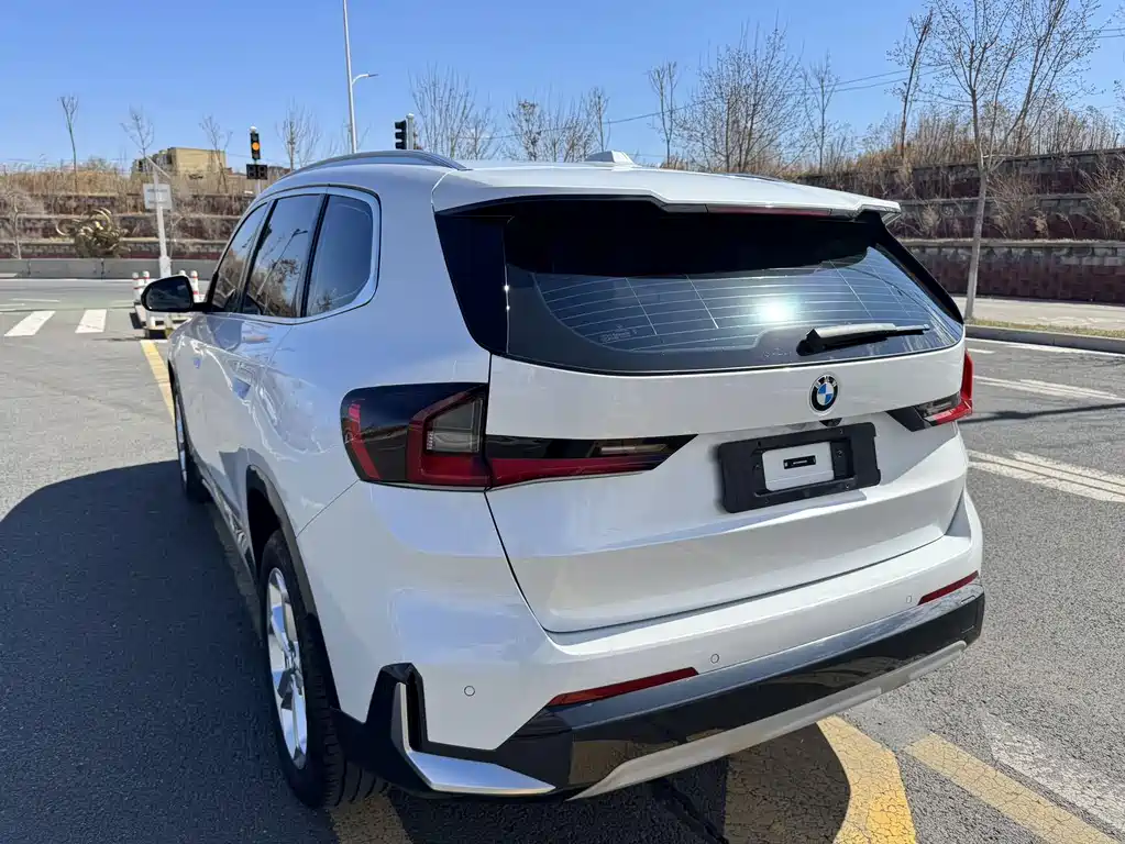 BMW X1 2023 sDrive20Li X