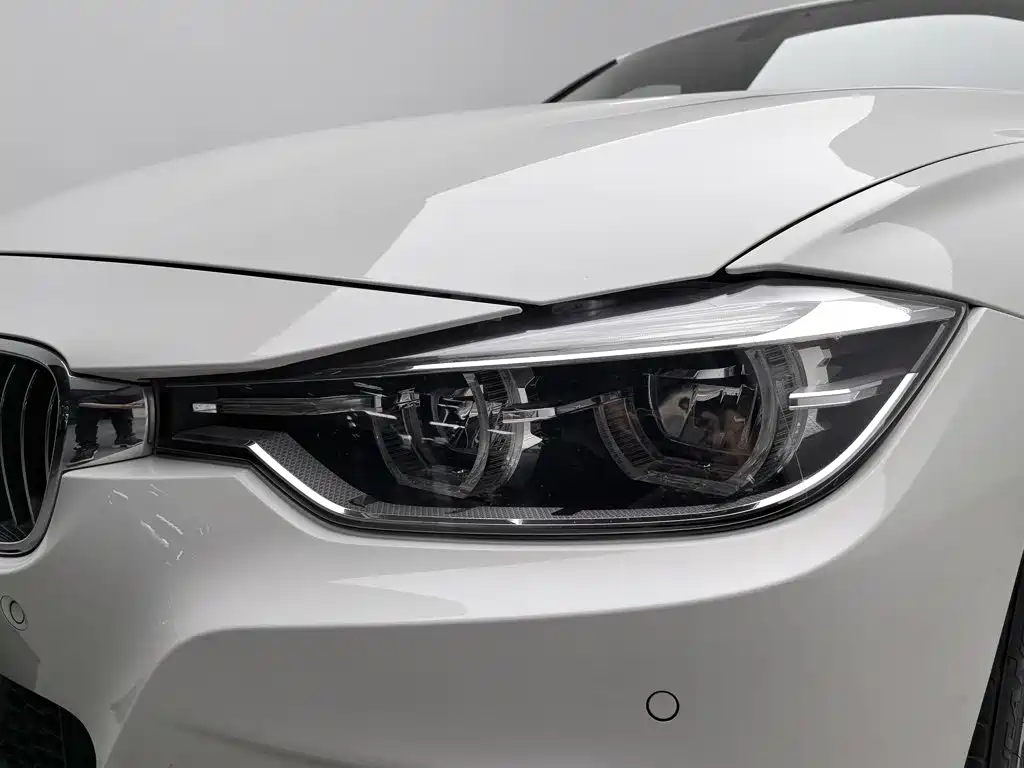 BMW 3 Series — миниатюра 7