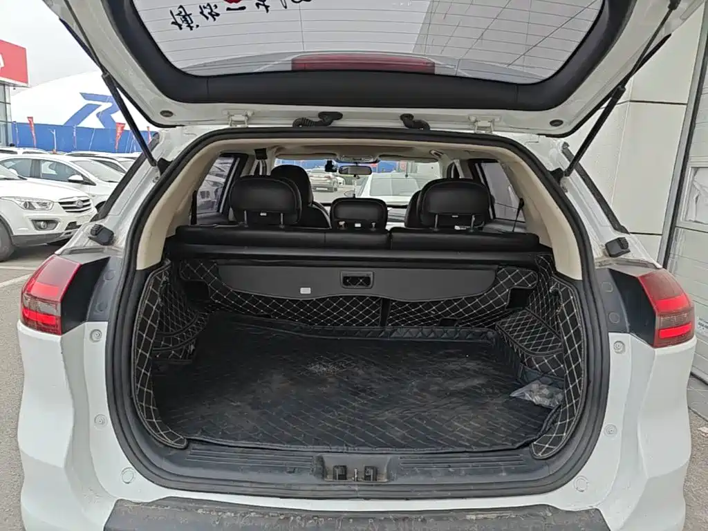 Geely Boyue — миниатюра 15