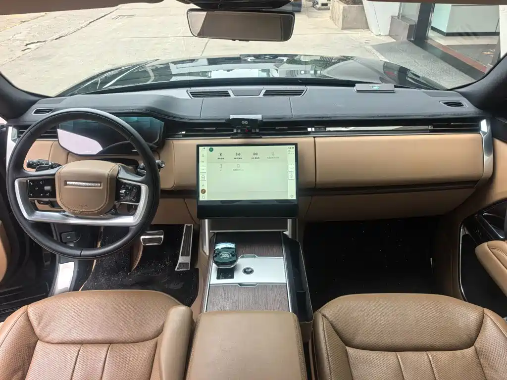 Land Rover Range Rover — миниатюра 9