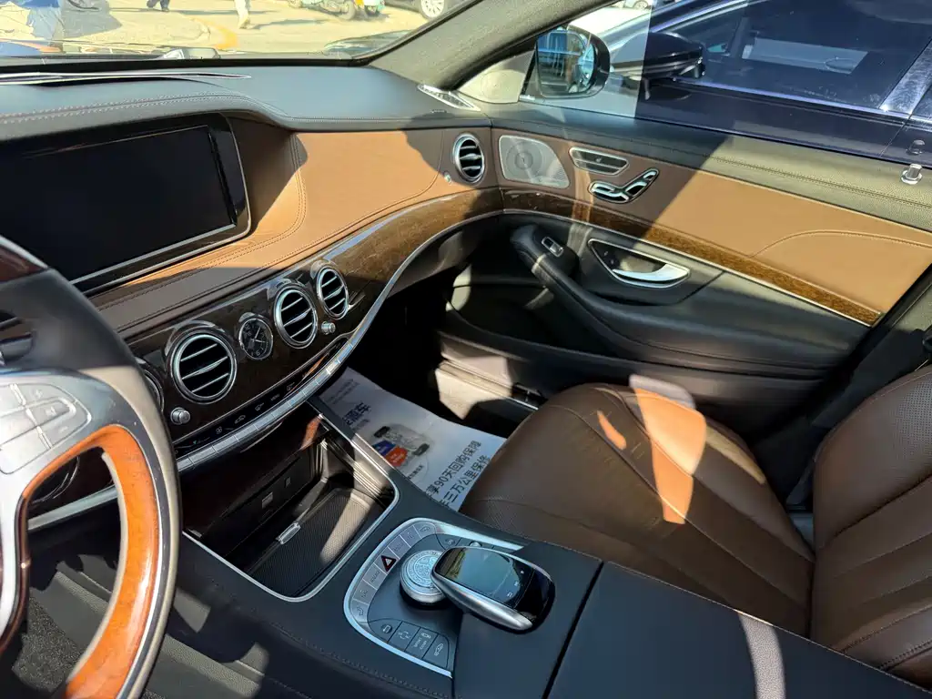Mercedes-Benz S-Class — миниатюра 5