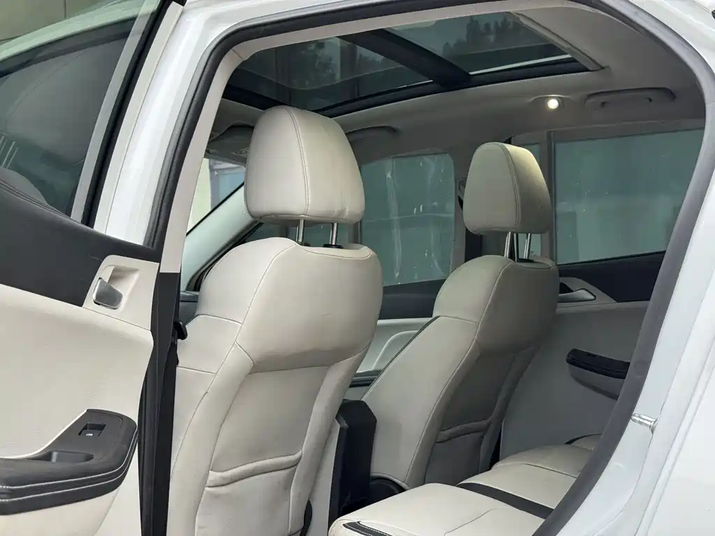 BYD Yuan Pro — миниатюра 8