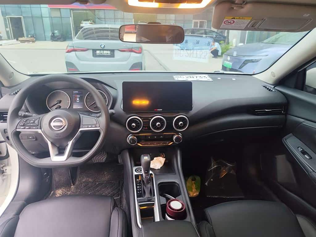 Nissan Sylphy 1.6 л 2026 г. Белый, пробег 4000 км