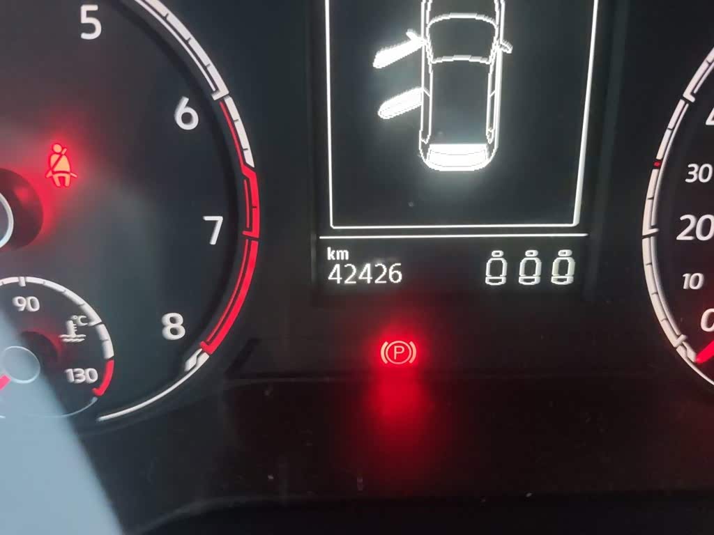 Volkswagen Polo 1.5 л 2022 г. Белый, пробег 42400 км
