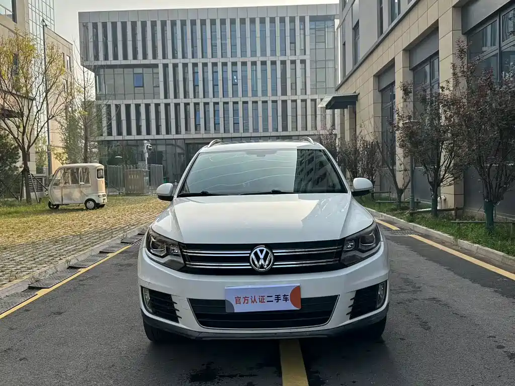 Volkswagen Tiguan — миниатюра 2