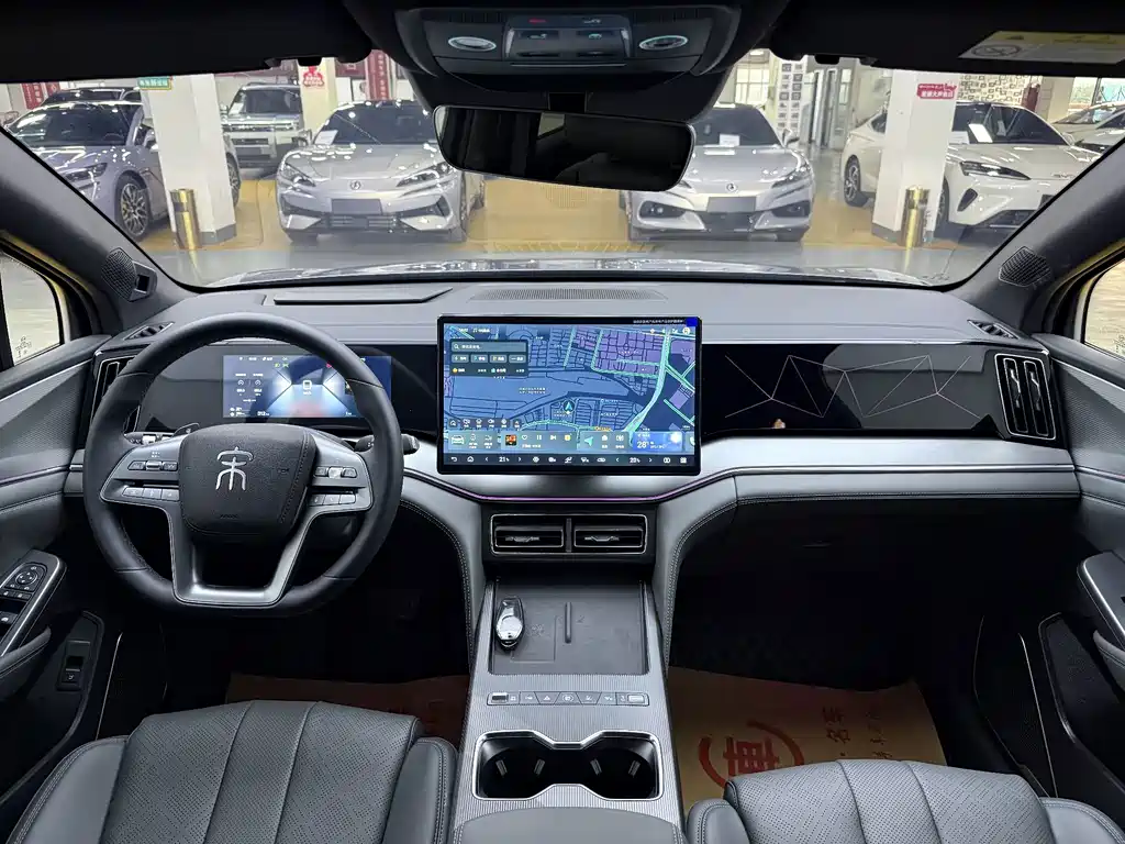 BYD L DM-i — миниатюра 7