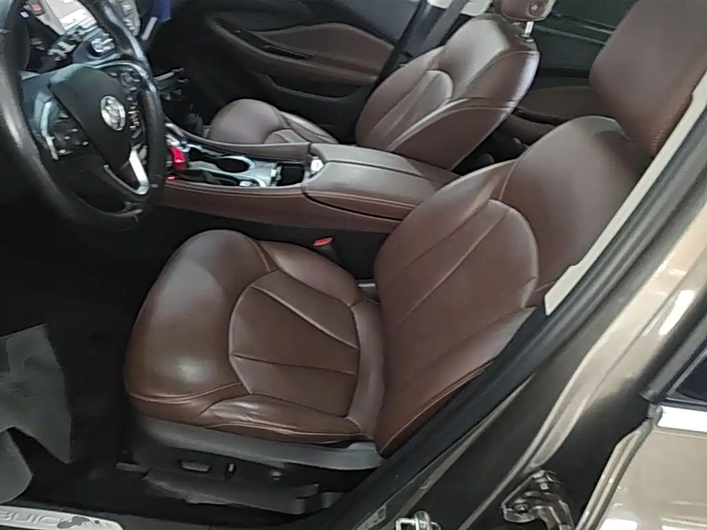 Buick Envision Plus — миниатюра 15