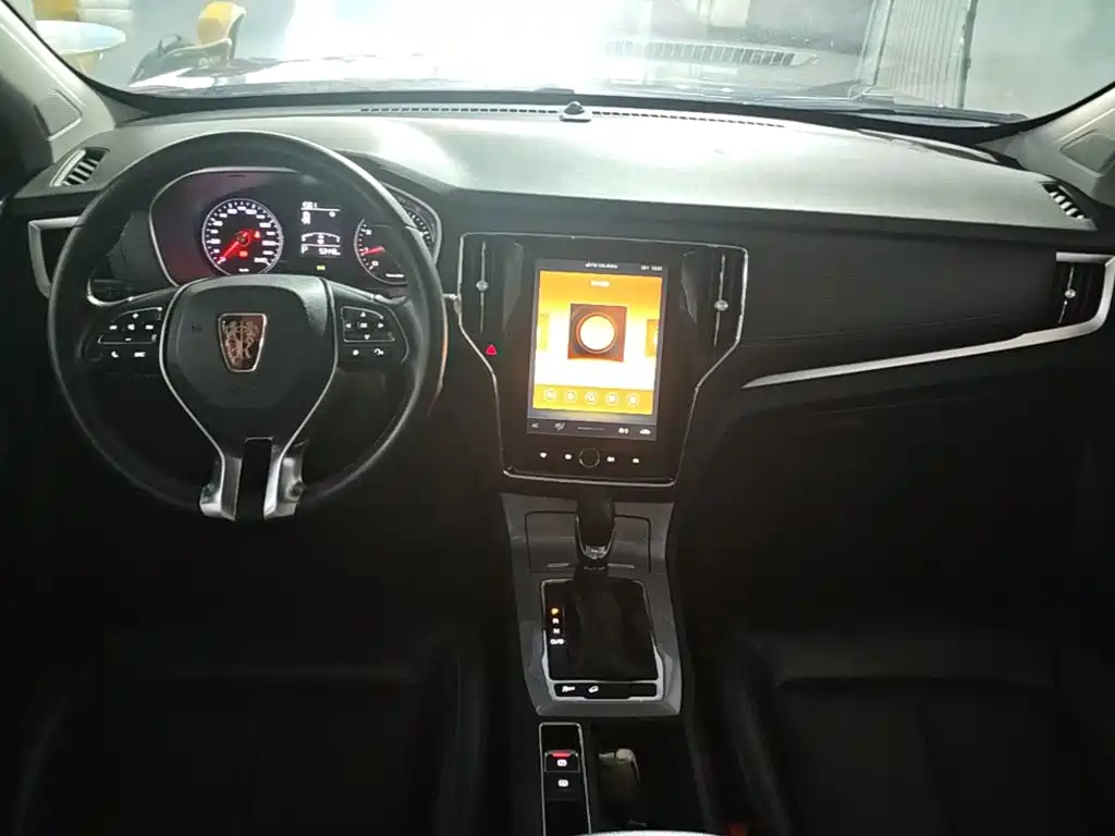 Roewe RX5 — миниатюра 10