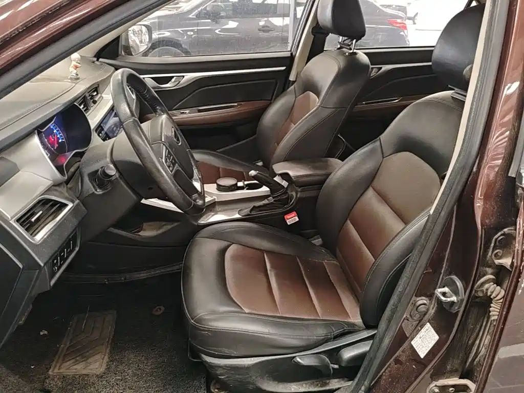 Geely Vision — миниатюра 15