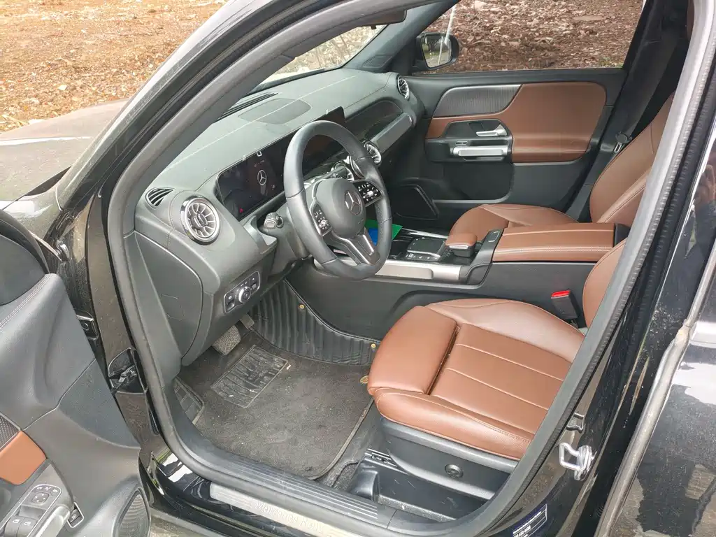 Mercedes-Benz GLB — миниатюра 7