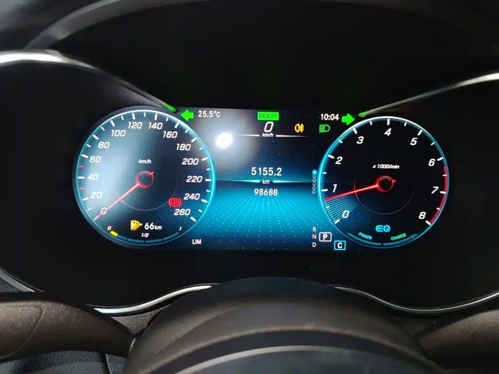 Mercedes-Benz C-Class — миниатюра 12